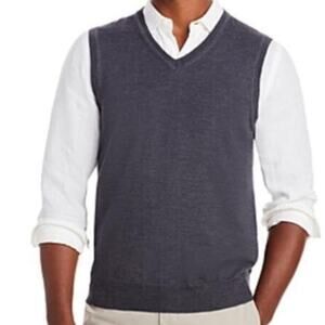 The Men’s Store Merino Wool Vest | Grey V-Neck | Size Medium